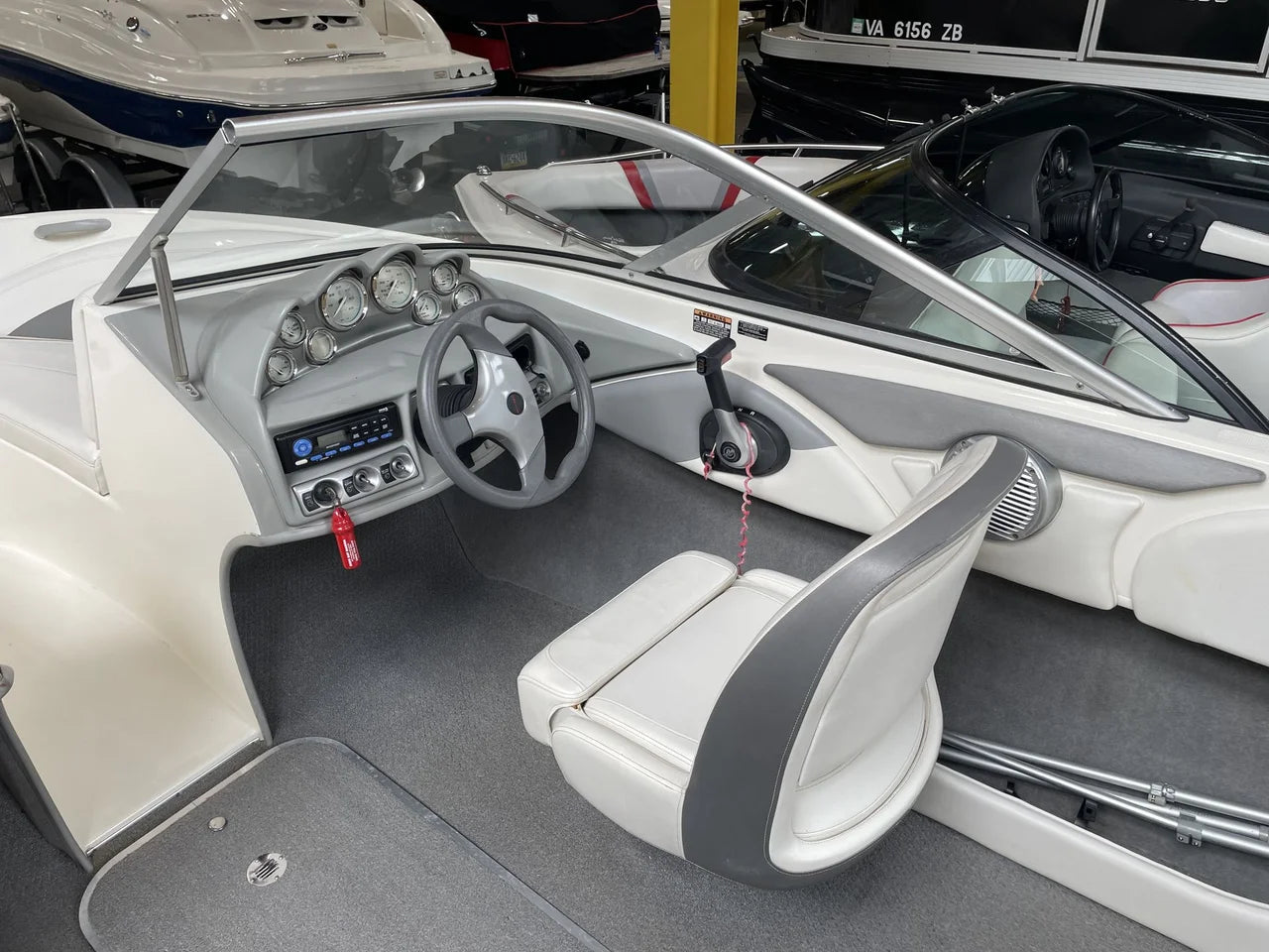 2010 Bayliner 185 Capri 18.0 feet, Brookfield, Connecticut #8