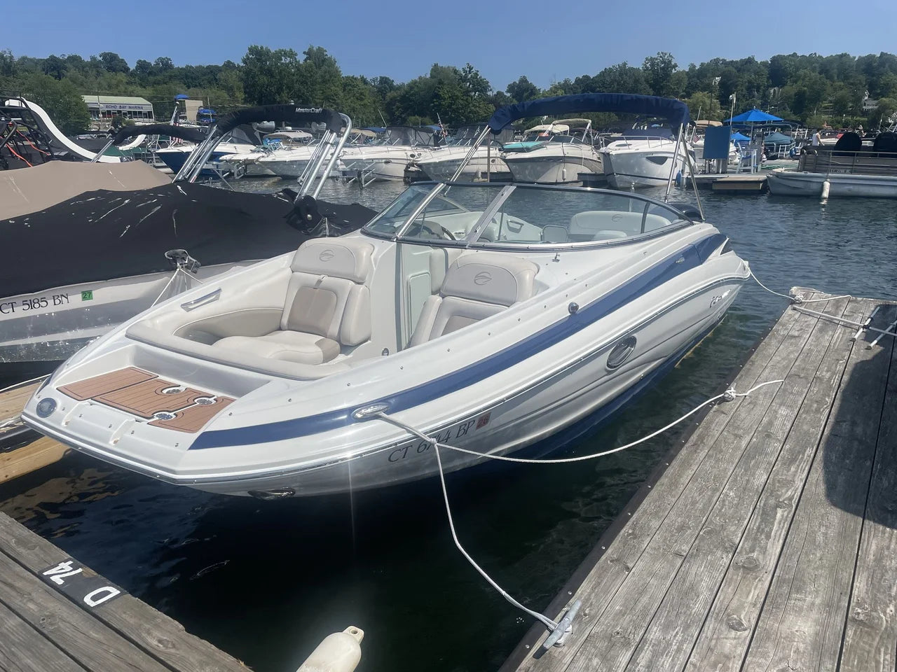 2016 Crownline E4 XS 24.0 feet, Brookfield, Connecticut #2