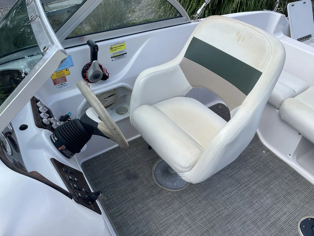 2002 Hurricane Sundeck 187 18.0 feet, Brookfield, Connecticut #8