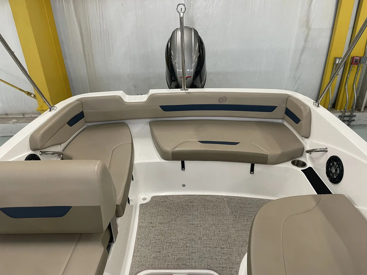 2023 Hurricane SunDeck Sport 185 OB 18.5 feet, Brookfield, Connecticut #11