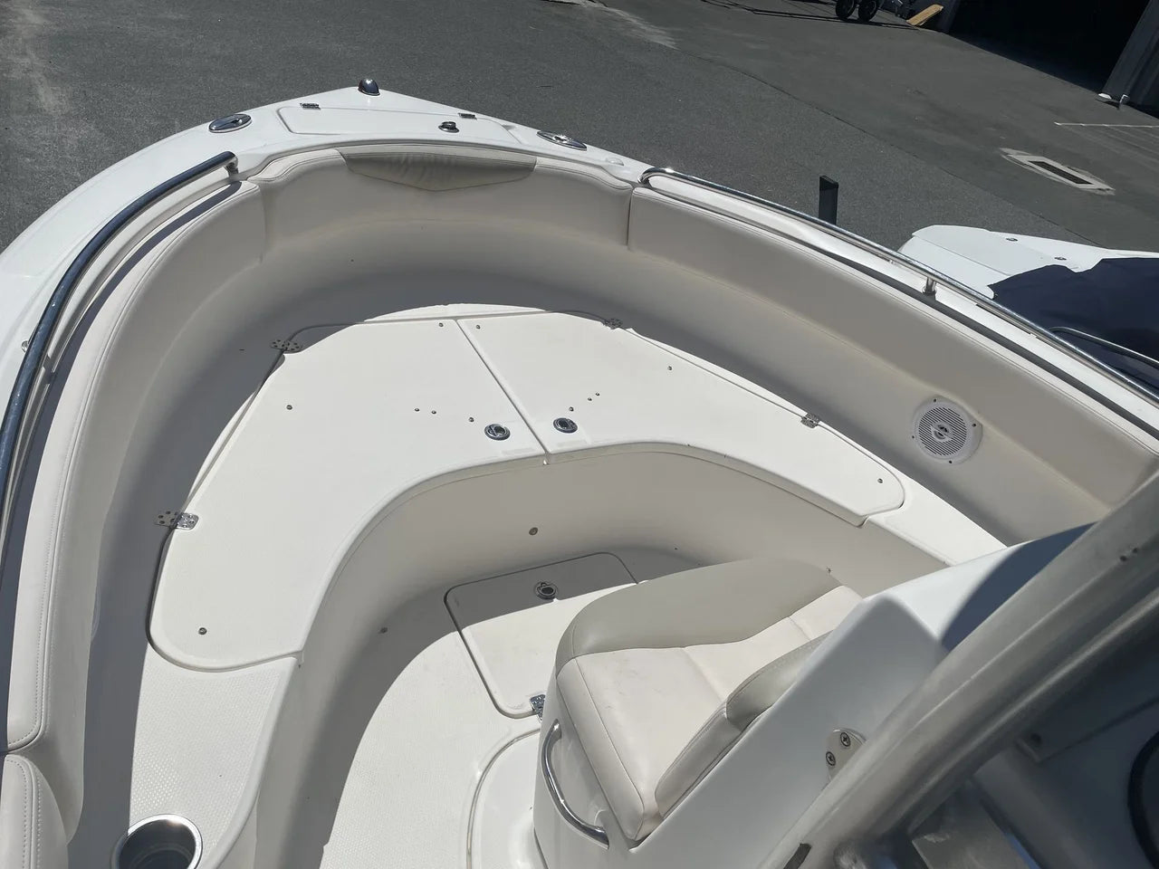 2016 Robalo R222 22.0 feet, Brookfield, Connecticut #11