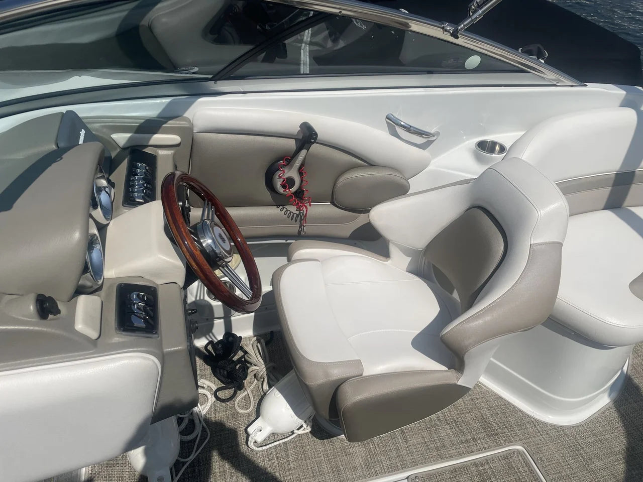 2016 Crownline E4 XS 24.0 feet, Brookfield, Connecticut #7