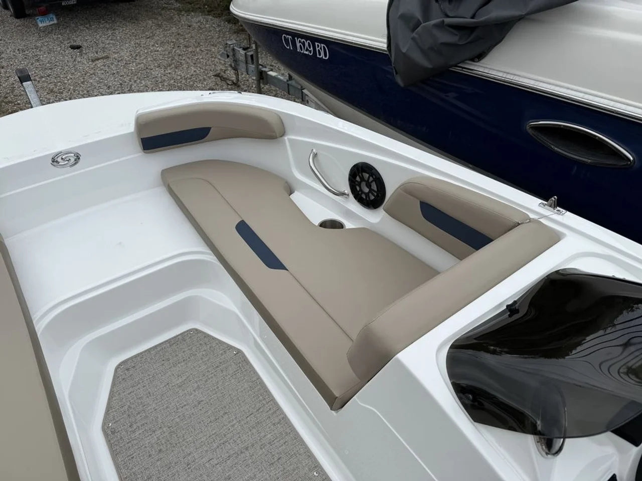 2023 Hurricane SunDeck Sport 185 OB 18.5 feet, Brookfield, Connecticut #6