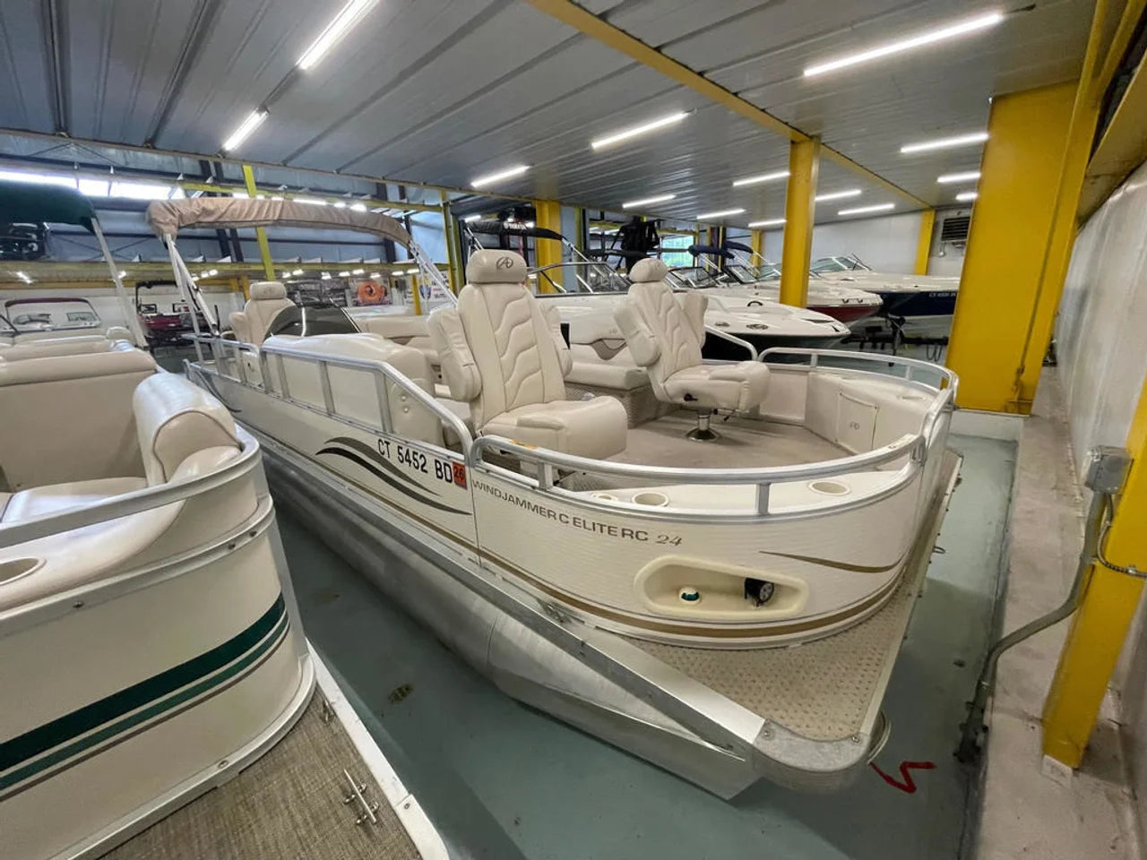 2008 Avalon Windjammer Elite RC 24 24.0 feet, Brookfield, Connecticut #7