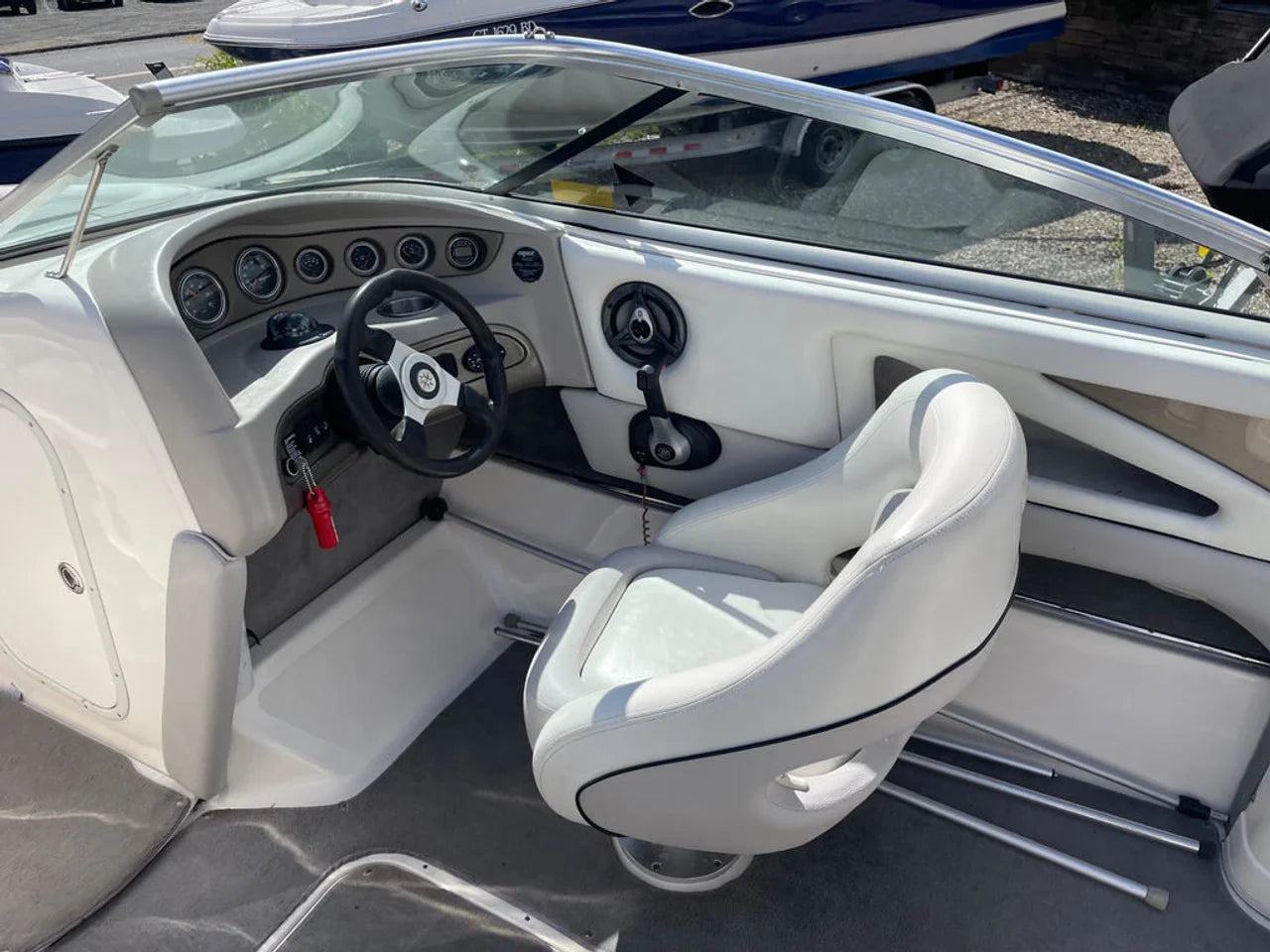 2009 Bryant 246 Bowrider 24.6 feet, Brookfield, Connecticut #9