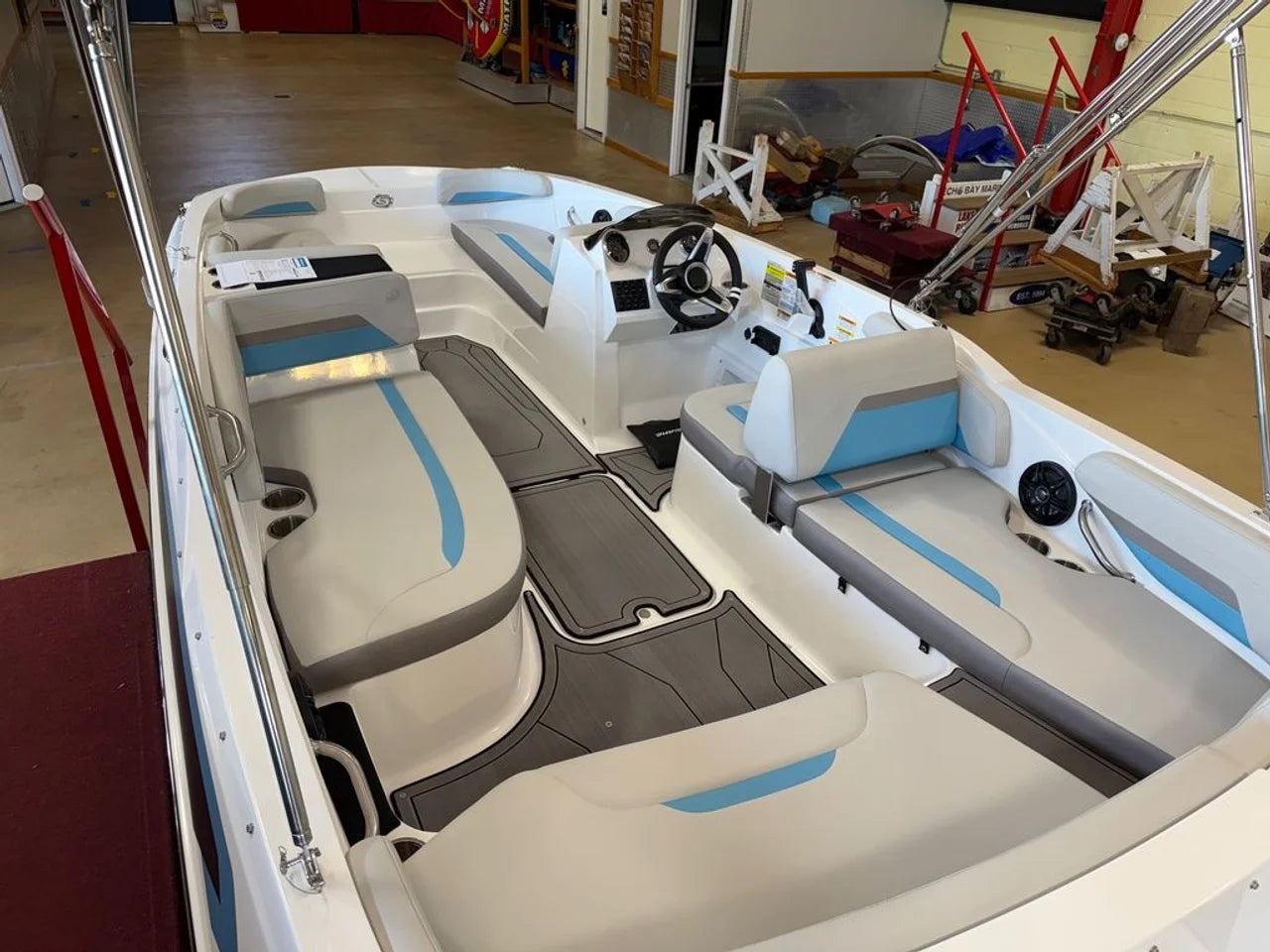 2026 Hurricane Sundeck Sport 185 OB 18.5 feet, Brookfield, Connecticut #7
