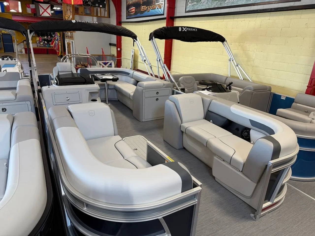 2026 Godfrey Pontoons Sweetwater 2286 C4 27" iMPACT Center Tube Package 22.0 feet, Brookfield, Connecticut #5