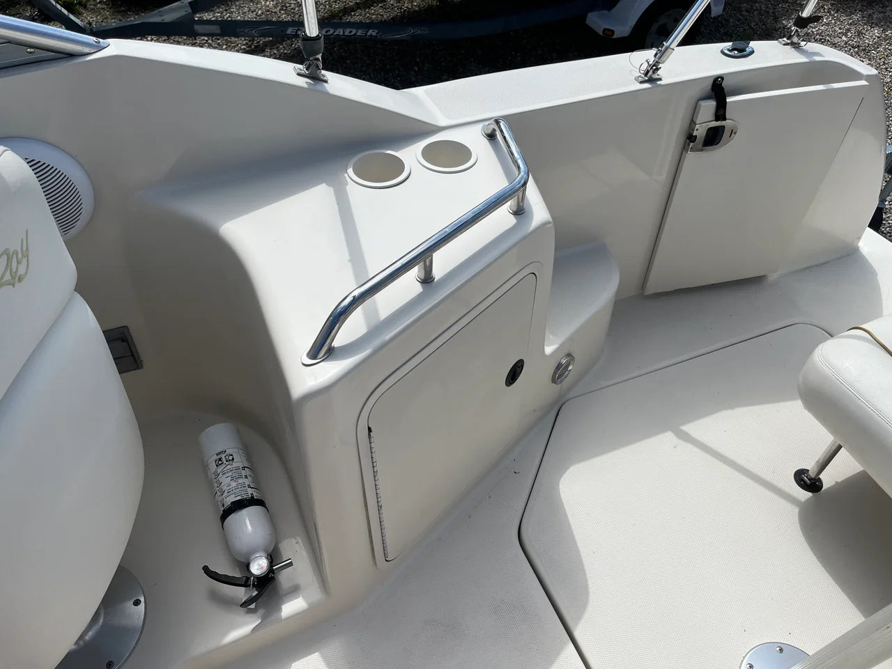 2003 Sea Ray 240 Sundancer 24.0 feet, Brookfield, Connecticut #8