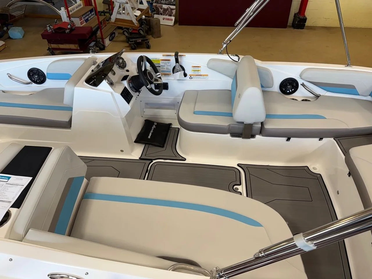 2026 Hurricane Sundeck Sport 185 OB 18.5 feet, Brookfield, Connecticut #4