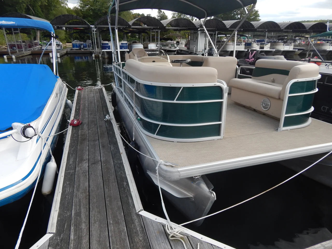 2016 Sweetwater 2086 C3 20.0 feet, Brookfield, Connecticut #1