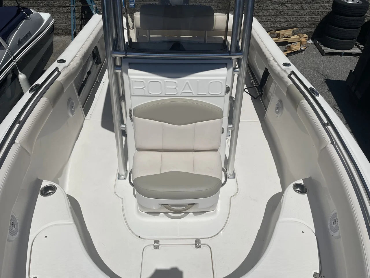 2016 Robalo R222 22.0 feet, Brookfield, Connecticut #12