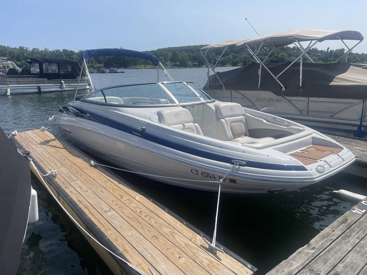 2016 Crownline E4 XS 24.0 feet, Brookfield, Connecticut #3
